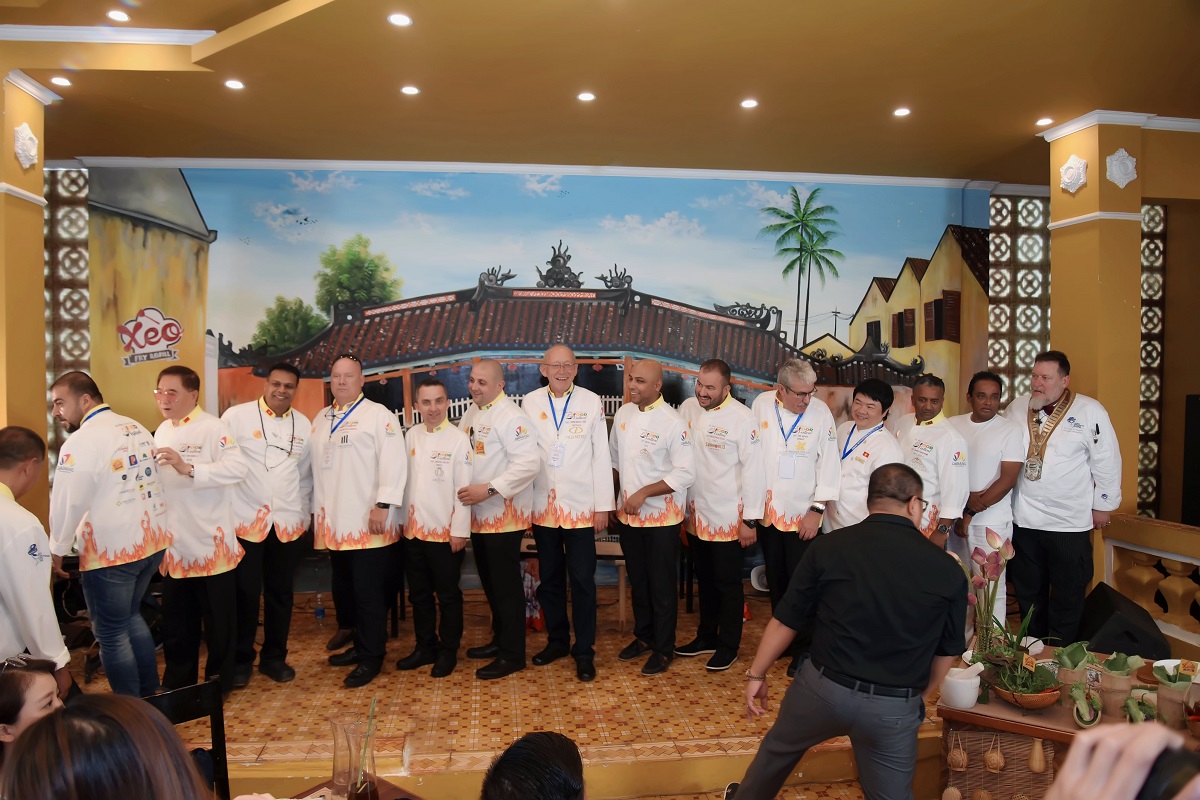 Tiệc mời các Đầu Bếp Quốc Tế
